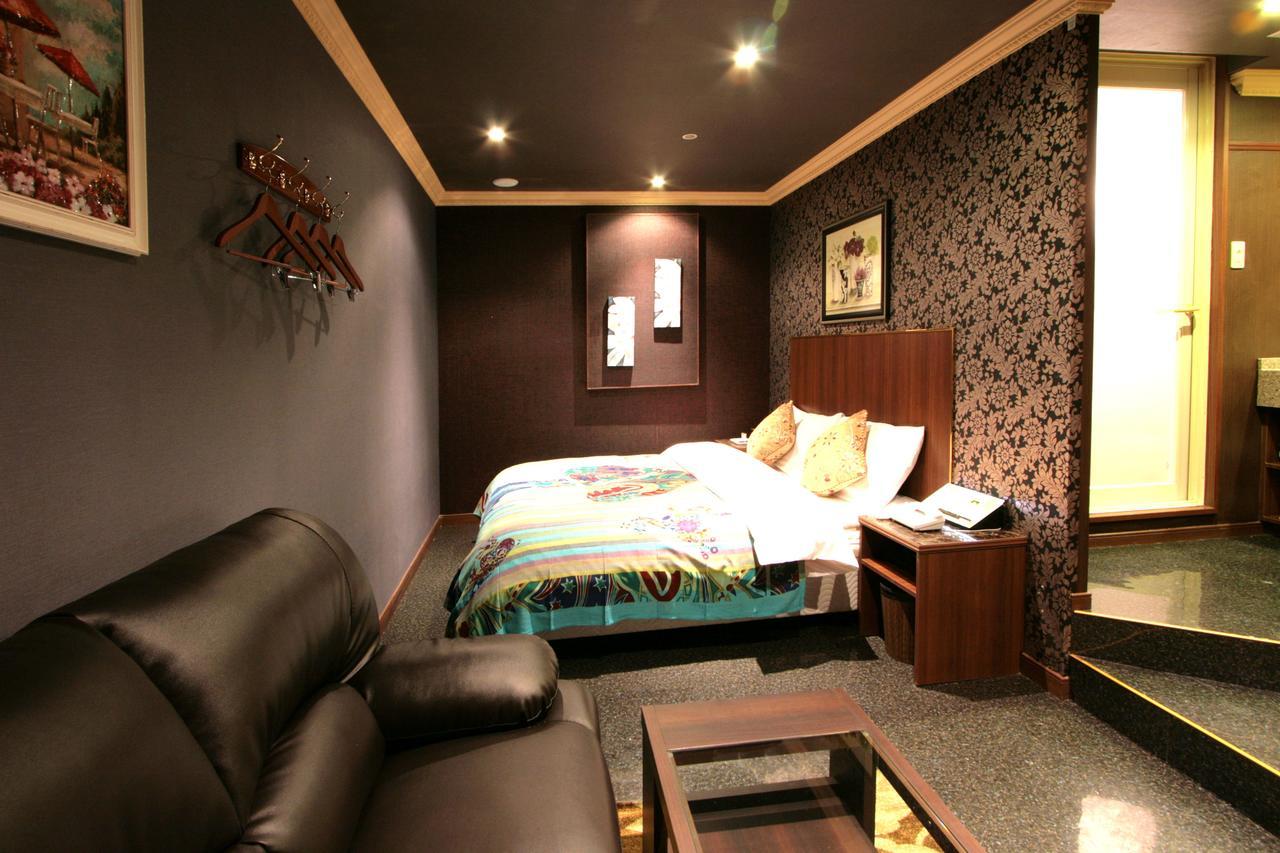 Sari Seki Inter (Adults Only) Hotel Kameyama Ngoại thất bức ảnh
