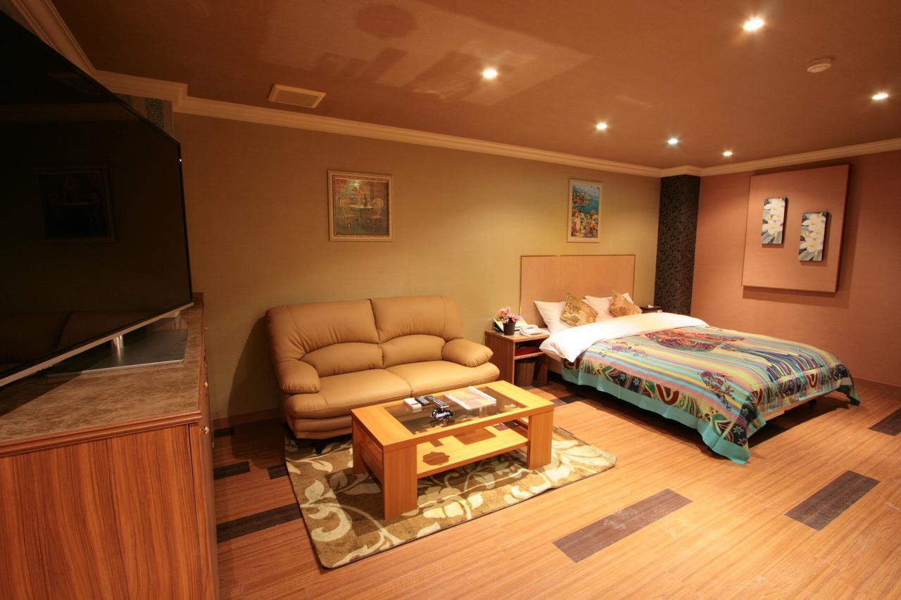 Sari Seki Inter (Adults Only) Hotel Kameyama Ngoại thất bức ảnh