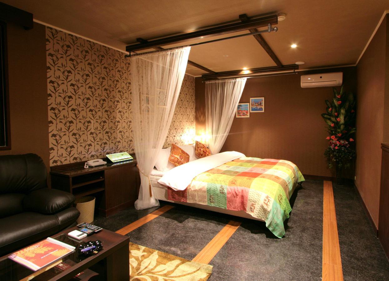 Sari Seki Inter (Adults Only) Hotel Kameyama Ngoại thất bức ảnh